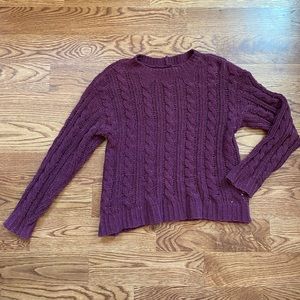 American eagle burgundy soft knit sweater